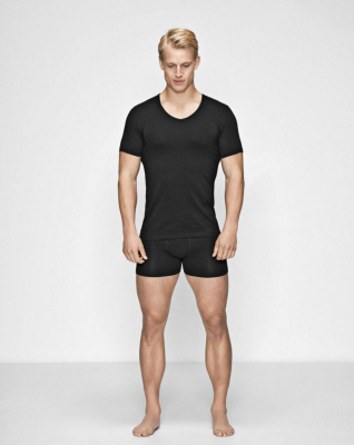 Bio-Baumwolle, Unterhemd T-Shirt mit V-Ausschnitt, Schwarz