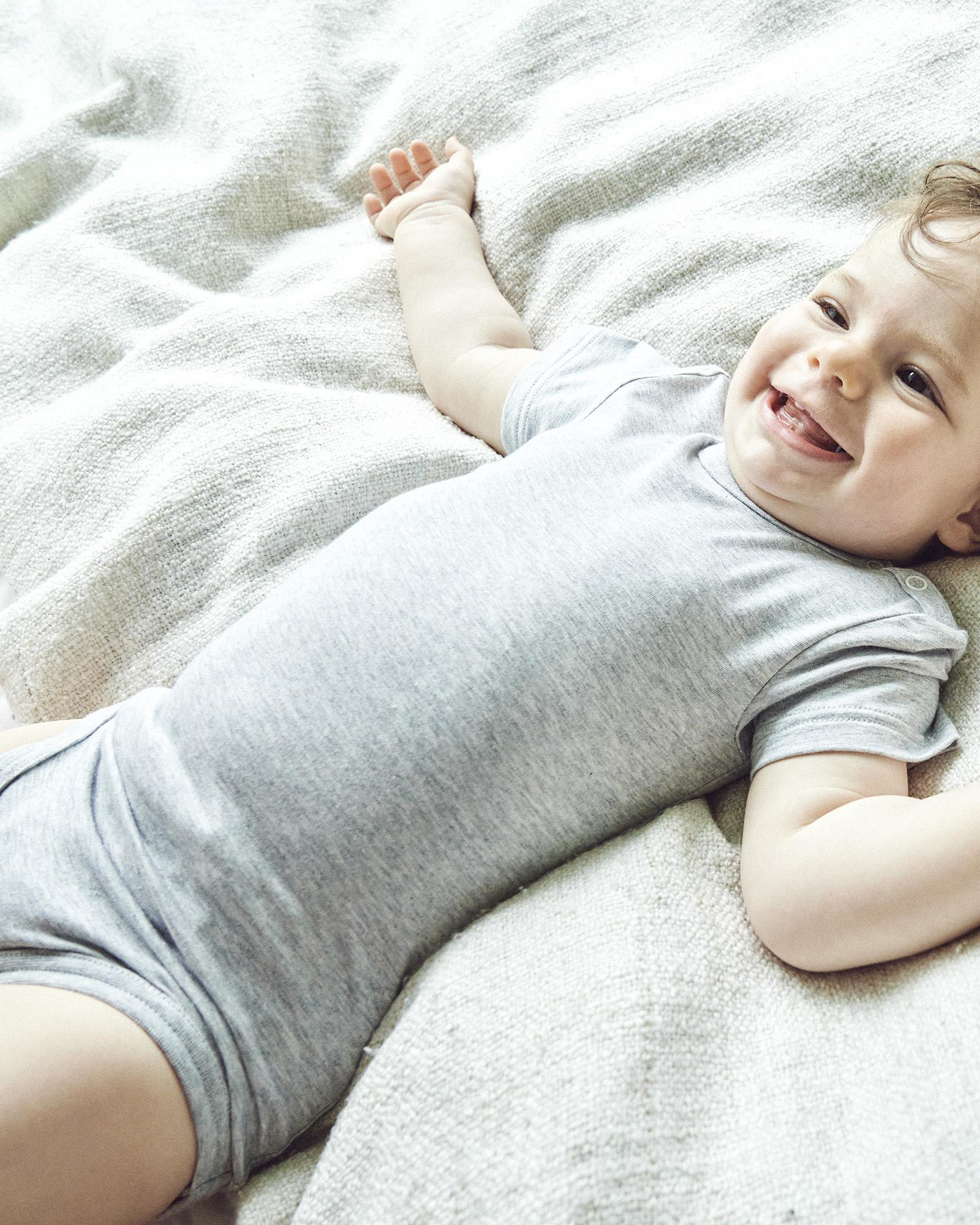 Bambusviskose, Kurzarm body, Grau -JBS of Denmark Kids Bambusviskose, Kurzarm body, Grau -JBS of Denmark Kids